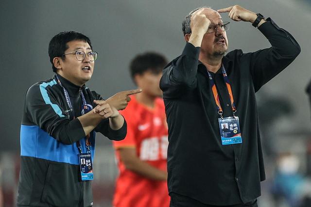 李弘权21分上海大胜广东 张宁21分山西负同曦